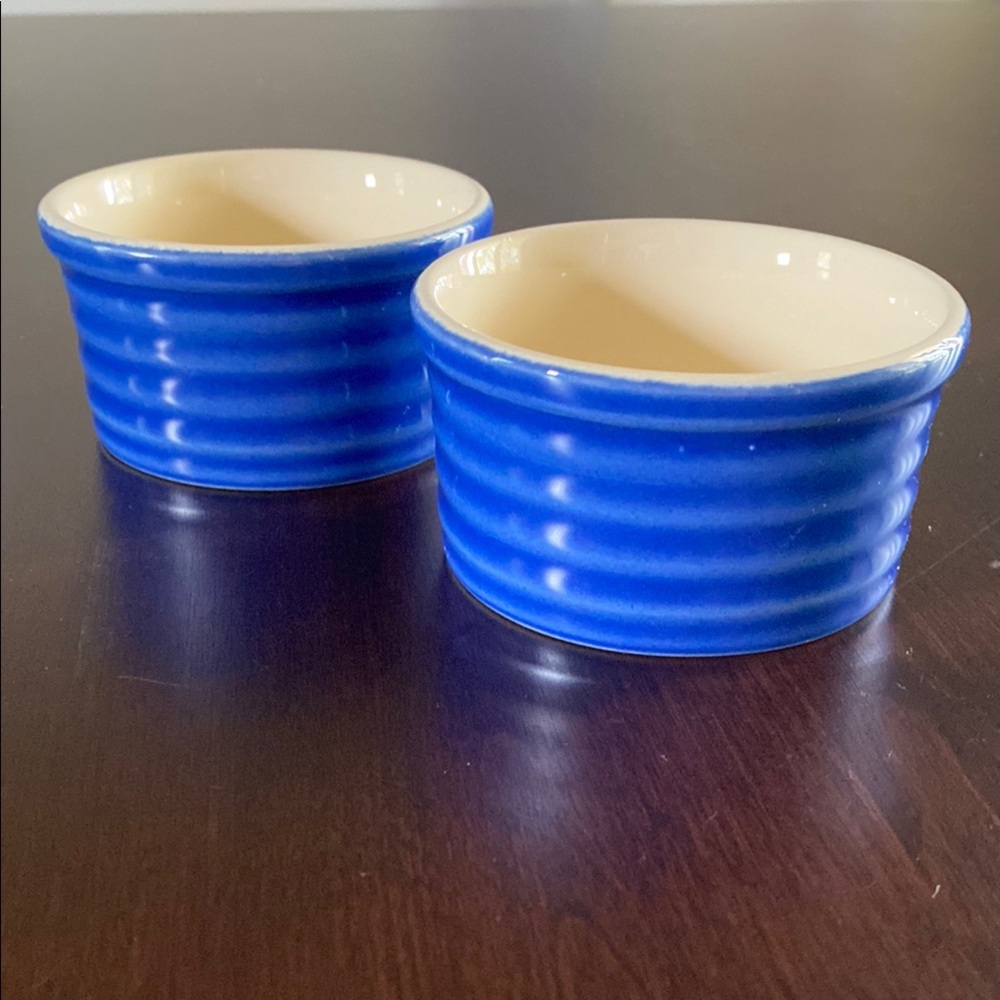 Set of 2 Emile Henry Le Potier Blue Horizonal Ribbed Ramekins (NWOT)